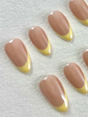 Neutral & Yellow Almond Press-On Nails
